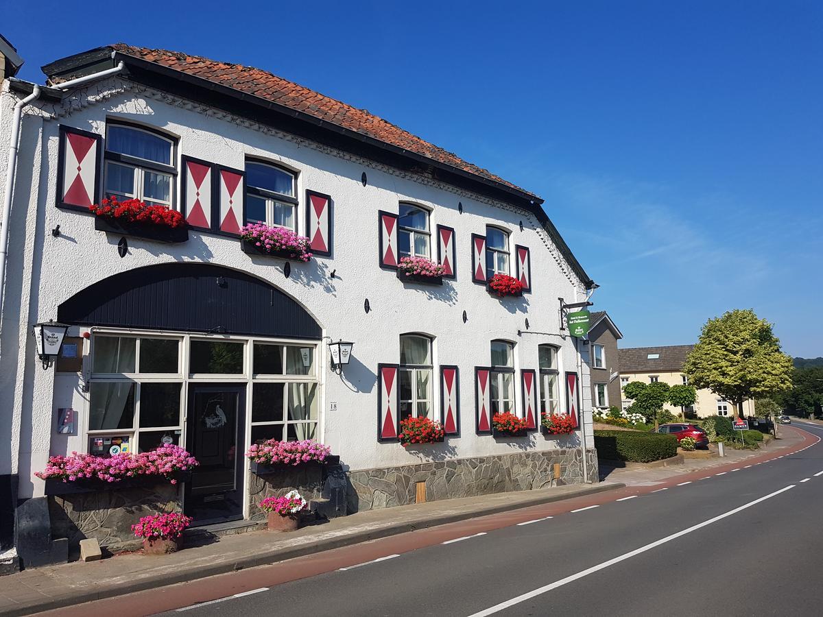 B&B Hotel Gasthoeve Het Valkennest Oud-Valkenburg Exterior photo